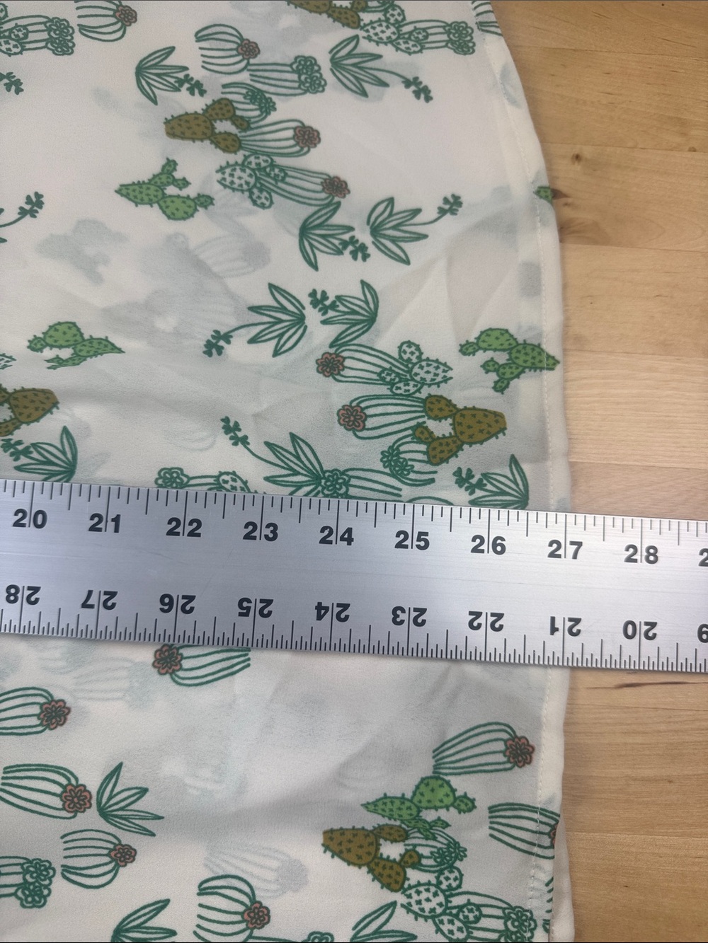ModCloth Button Front Sheer Cactus Print Shirt Ruffle Sleeve Plus Size 1X - Picture 9 of 10
